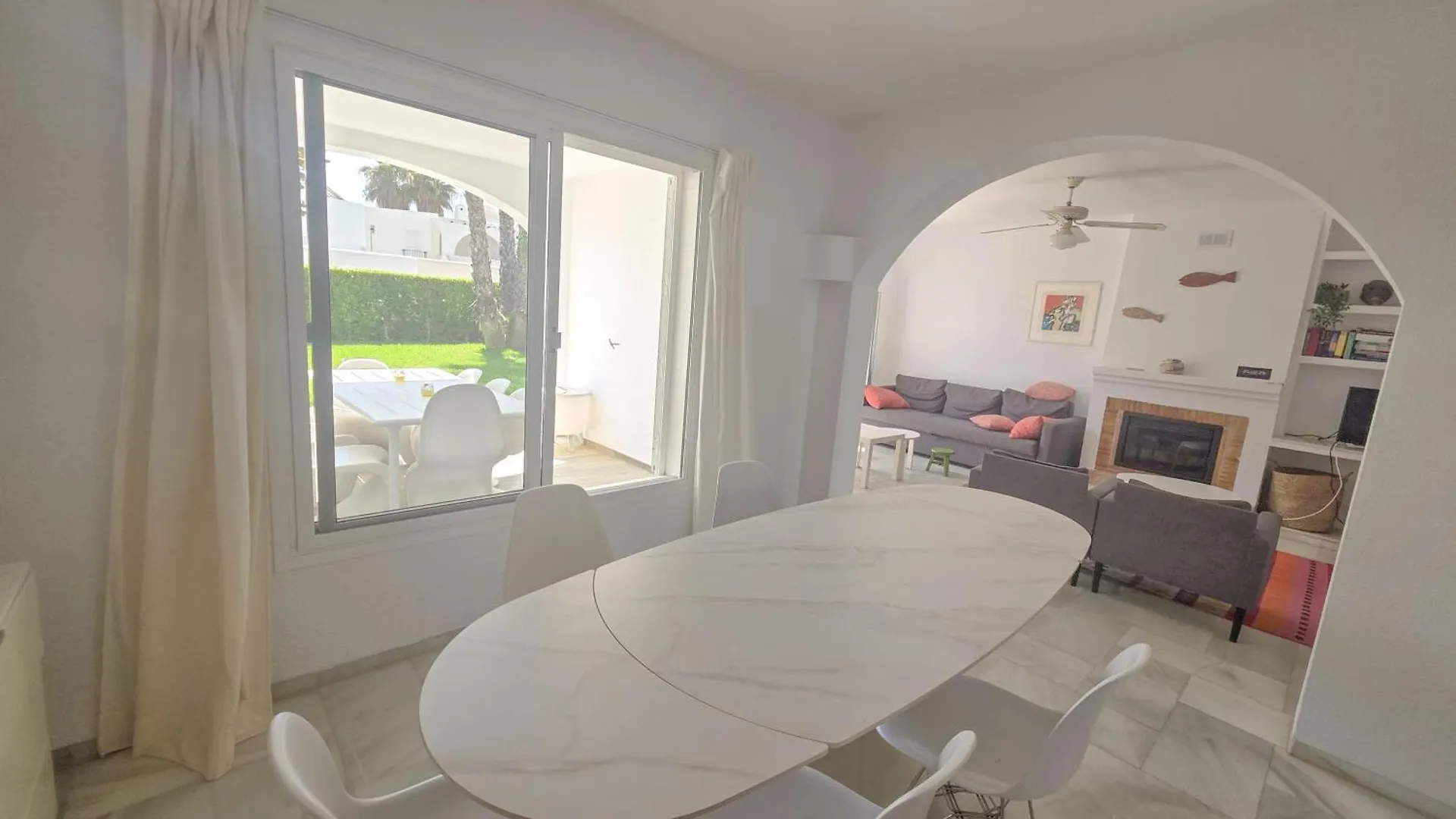 Cortijo13 Duplex De Lujo, Puerto Rey Lägenhet Vera